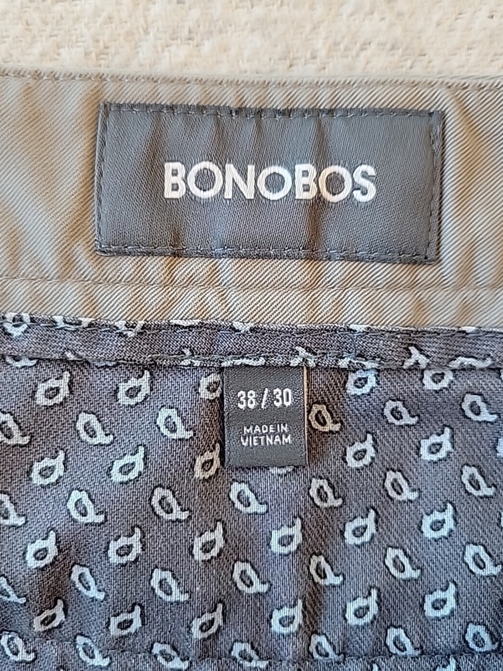 Bonobos Chino Pants Men's 38x30 Slim Gray Straight Leg Pleated Casual Golf - Picture 4 of 9
